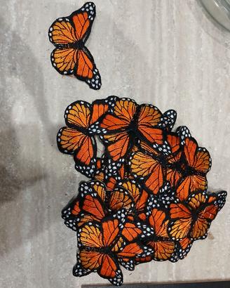 Adesivi in stoffa vari soggetti  50 pezzi