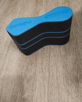 pull buoy nuoto