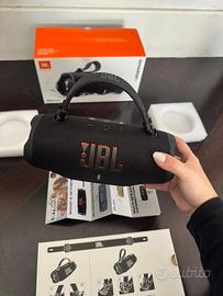 JBL Charge 6   altoparlante bluetooth