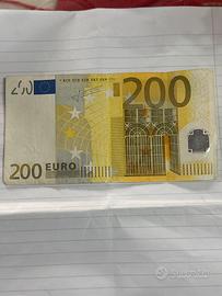 Banconota 200 euro trichet
