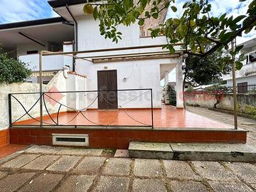 Villa a schiera Terracina [Cod. rif 3215111VRG]