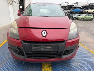 RICAMBI USATI AUTO VARI RENAULT SCENIC X-MOD 2010