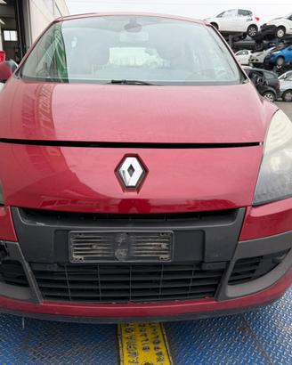 RICAMBI USATI AUTO VARI RENAULT SCENIC X-MOD 2010