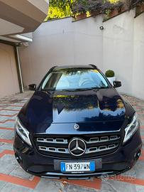 Mercedes GLA 220 4 matic