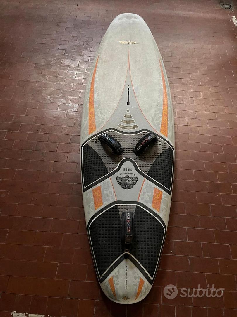 Tavola Naish Wind surf lt. 116 modello Playmate - Sports In vendita a ...