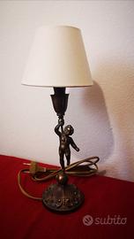 Lampada Vintage con Putto in Bronzo Patinato