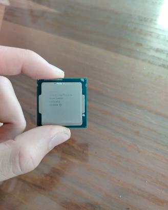  componenti di ricambio o pc intero (no case)