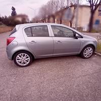 Opel Corsa 1.2 gpl tech enjoy  prezzo 500 euro 