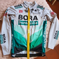 4 pezzi Bora Hansgrohe, 1 taglia XS + 1maglietta +