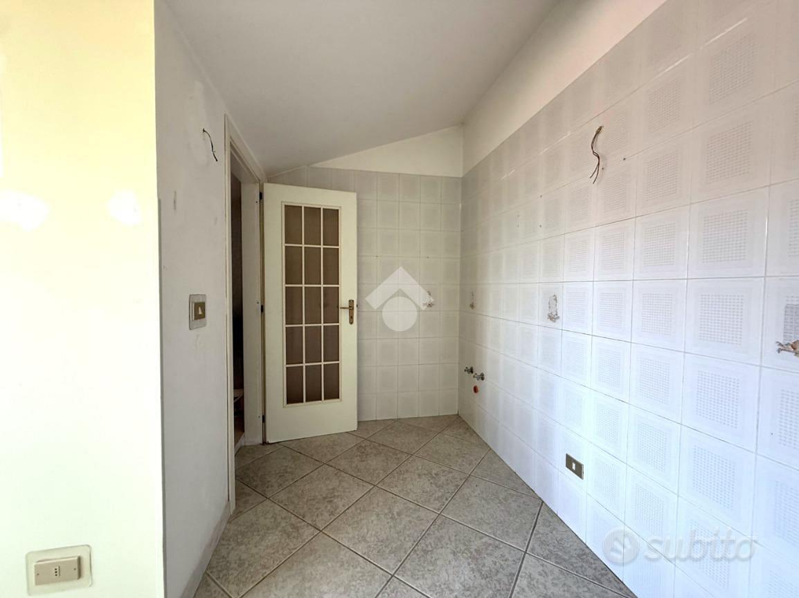 3 LOCALI A SAN GIOVANNI ROTONDO - Altro