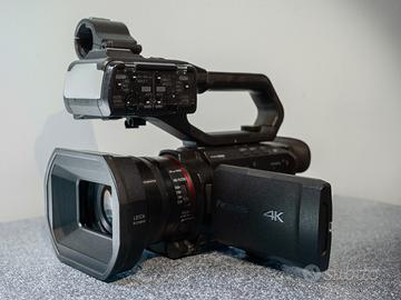 PANASONIC AG-CX10 4K