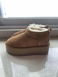 Ugg mini size 38