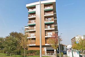 Stanza singola a Monza