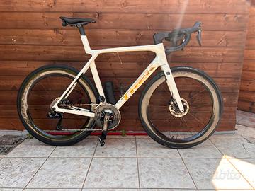 *TREK MADONE SRL 9*