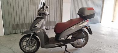 Kymco People 300