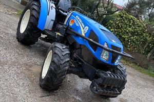 TRATTORE NEW HOLLAND TD4.90 F FRUTTETO 4X4 90 CV U