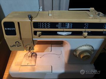Macchina da cucire elettrica  Singer Lady Star