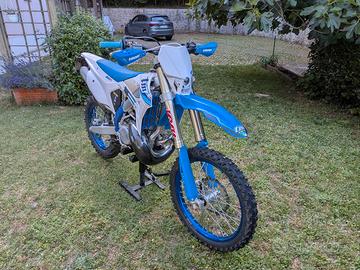 TM 300 2t 