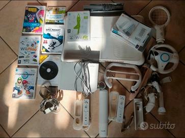 Nintendo WII Full Set + Balance Board+WiiFit