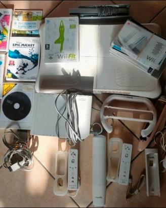 Nintendo WII Full Set + Balance Board+WiiFit