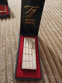 vari accendini da collezione 