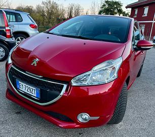 Peugeot 208 PureTech 82 5 porte Allure
