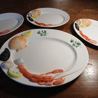 Servizio da pesce in ceramica in rilievo 