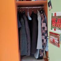 armadio ad angolo salva spazio