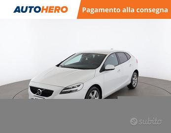 VOLVO V40 XK91900
