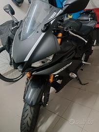 YAMAHA YZF R3 - 2019 - 13.000 KM