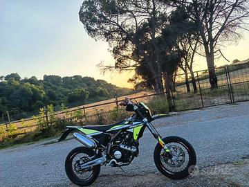 Fantic Motard 125 