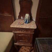 coppia di comodini antichi