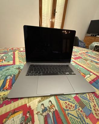Macbook air M2