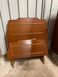 Letto matrimoniale antico