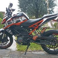 Moto KTM Duke 125