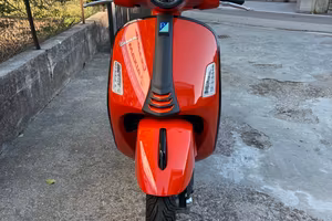 Vespa 300 GTS Super Sport