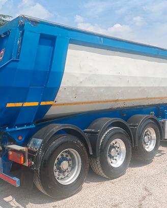 semirimorchio vasca Cargotrailers 