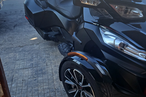 Can Am spyder rt 1330