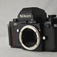 CORPO NIKON F3 HP CON DORSO DATA MF-14  NIKON F3HP