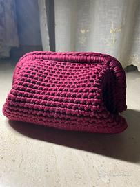borsa uncinetto bordeaux