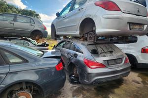 TUTTI RICAMBI MERCEDES Classe A B C Glc Vito w177