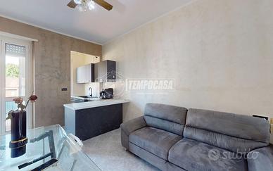 2 LOCALI! DOPPIA ESPOSIZIONE! RISTRUTTURATO!