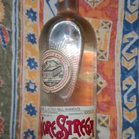 Bottiglia liquore strega