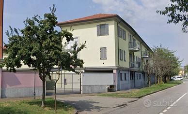 Box / Garage di 27 m² a Rho
