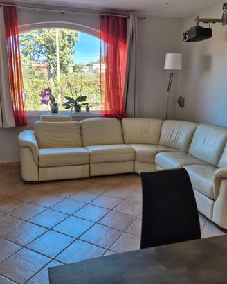 Divano Pelle 5 posti, letto e poltrona reclinabile