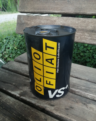 Latta di olio Fiat vintage