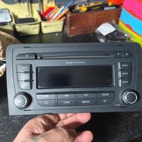 Autoradio+Lettore CD + USB  AUDI A3.