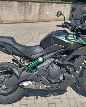 Kawasaki Versys 650 4/18 18k km @ 5.200€  