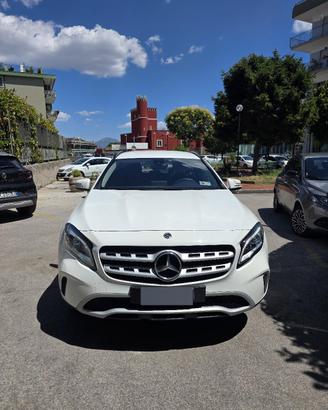 Mercedes GLA 180 Benzina 2019 pari al nuovo