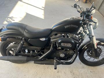 Harley-Davidson Sportster 883 - 2012